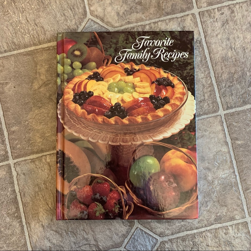 1990s Favorite Family Recipes Hardback Cookbook // Alphabetized